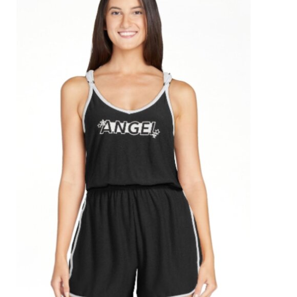 Juniors: No Boundaries Romper - Picture 6 of 16